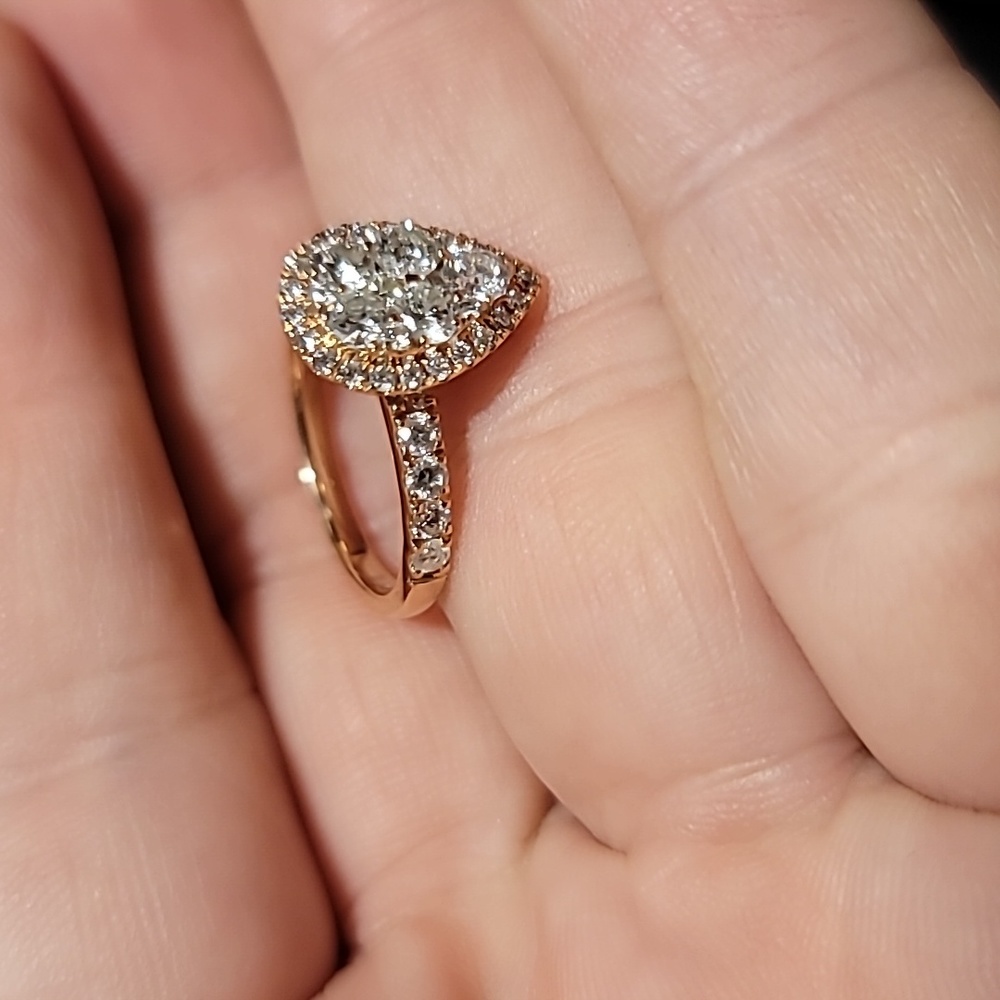 14kt Gold & Diamonds Ring 6.5 - Picture 12 of 12